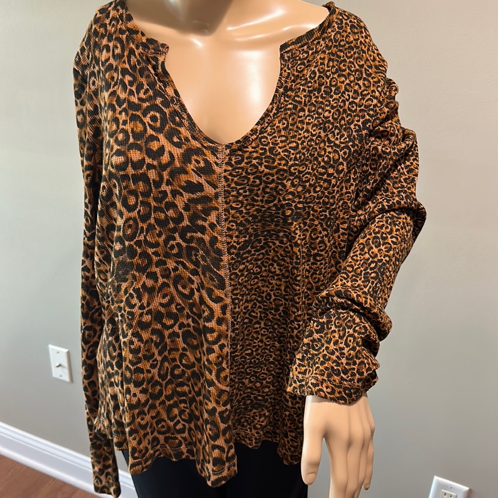 Anthropologie Pilcro V neck Henley new with tags multi print XL